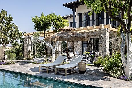 Modern Farmhouse by Keren Niv-Toledano - 2