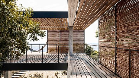 A Surfer’s House by Christiana Karagiorgi Architects - 5