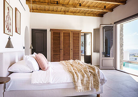Pelican Bay Suites by Anna Tsalikian - 11