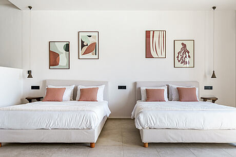 Pelican Bay Suites by Anna Tsalikian - 9