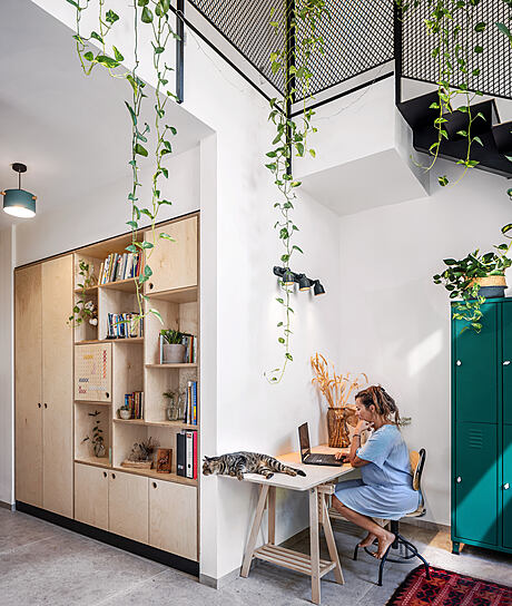 Northern Exposure: Cozy Family Home Embracing Nature - 5