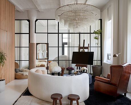 Dumbo Loft: A Luxurious Industrial Modernist Property - 4