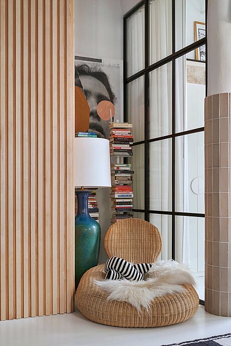 Dumbo Loft: A Luxurious Industrial Modernist Property - 6