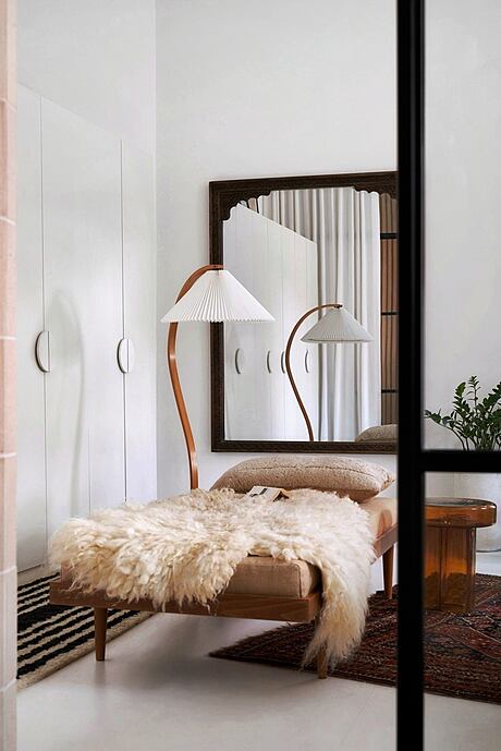 Dumbo Loft: A Luxurious Industrial Modernist Property - 9