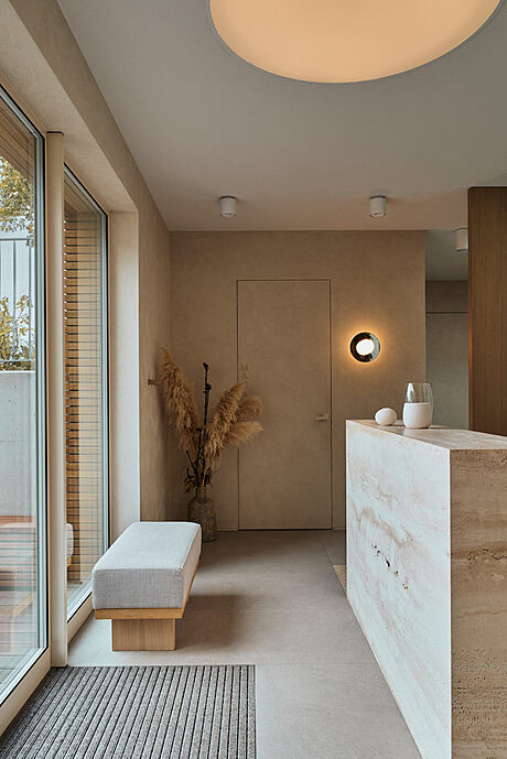 Coastal Manor: Where Modern Elegance Meets Coastal Bliss - 5