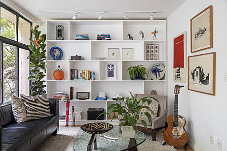 FAZE Apartment: A Modernist Renovation in Brasília - 3