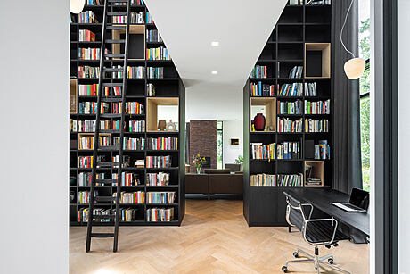 Villa Trompenberg: A Timeless Modern Home in Hilversum - 5