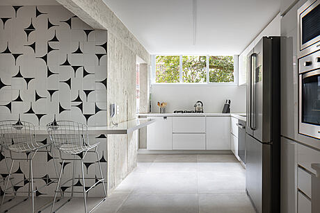 FAZE Apartment: A Modernist Renovation in Brasília - 8