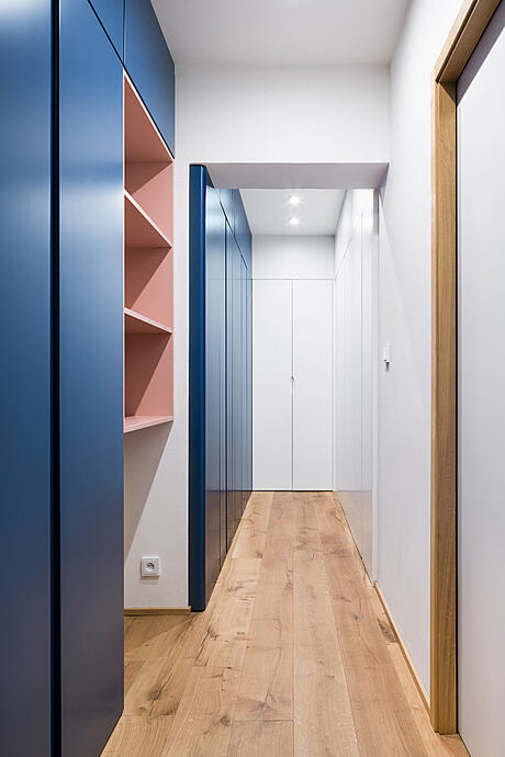 Sixty-Nine: Contemporary Home Design in Žižkov - 7