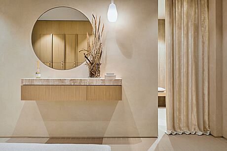 Coastal Manor: Where Modern Elegance Meets Coastal Bliss - 6