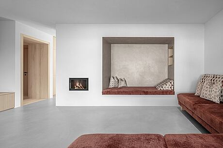 House in Sägeweg: A Fusion of Italian & German Design - 3