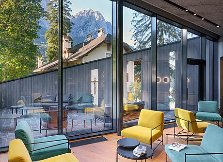 Hotel Villa Madonna: A Contemporary Masterpiece - 3