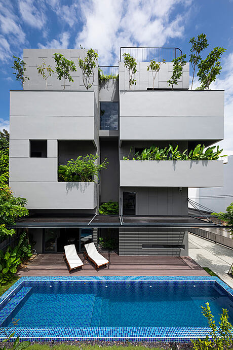 Bi House: Sustainable Living Meets Resort-Style Luxury - 2