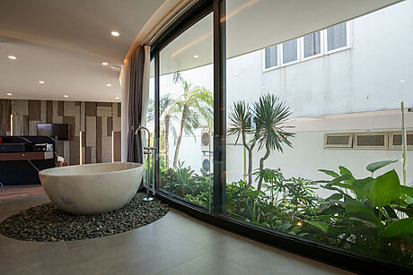 Waves House: A Nature-Inspired Coastal Home for Multi-Generational Living - 10