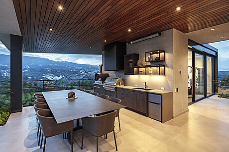 Paralelogramo House: Where Luxury Meets Nature in the Heart of Quito - 6