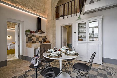 Borgo Aratico: A Revitalized Historic Farmhouse in Monopoli - 4