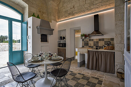 Borgo Aratico: A Revitalized Historic Farmhouse in Monopoli - 5