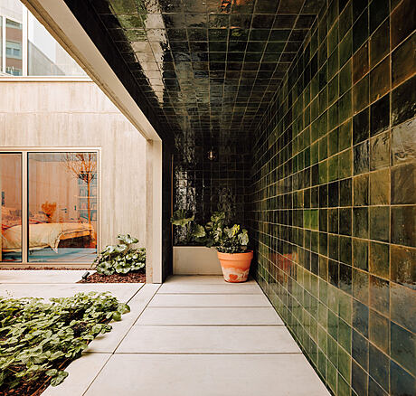 House in Rua São Francisco de Borja by Bak Gordon Arquitectos - 9