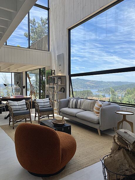 Casa Vichuquén: A Harmonious Fusion of Wood and Modern Design - 6