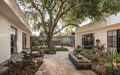 El Tamarindo House: A Modern Take on Yucatecan Hacienda - 13