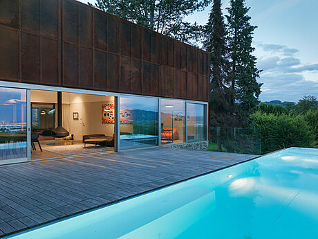 Deconstructed House: A Minimalist Tribute to Linz’s Steel Heritage - 7