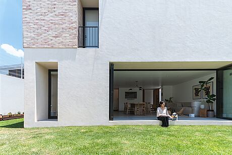 Nook House: Where Geometry Meets Mexico’s Vibrancy - 2