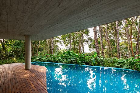 Casa Azul: Embracing Guarujá’s Atlantic Forest with Thoughtful Design - 16