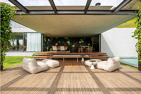 Casa EG’s Concrete Elegance: From Steep Slopes to Stunning Views - 3
