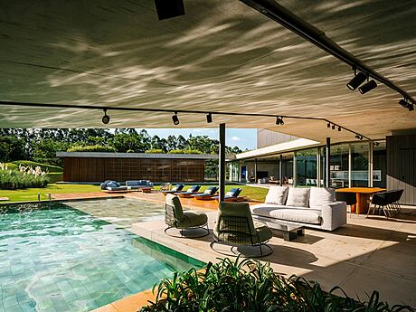 Casa Colina: FGMF Arquitetos’ Concrete Marvel in Porto Feliz - 12