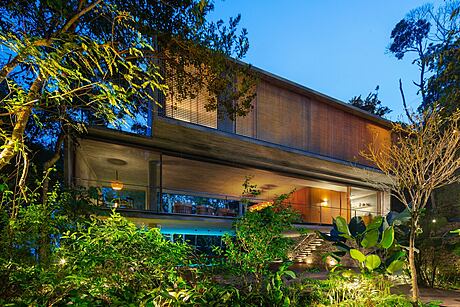 Casa Azul: Embracing Guarujá’s Atlantic Forest with Thoughtful Design - 18