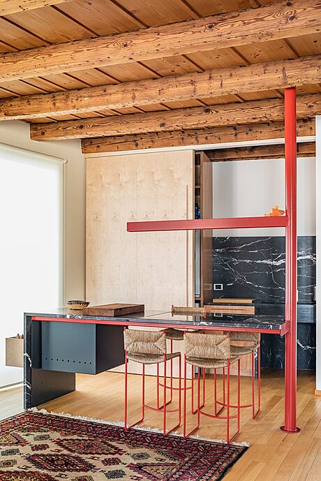 VL1 Guesthouse: A Historical Bergamo Apartment Redefined - 4