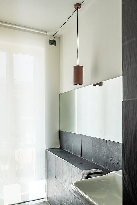 VL1 Guesthouse: A Historical Bergamo Apartment Redefined - 10