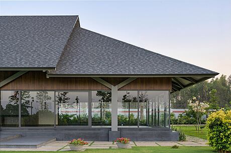 Pushpa House: A Luxurious Farmhouse Retreat in South Bengaluru - 12