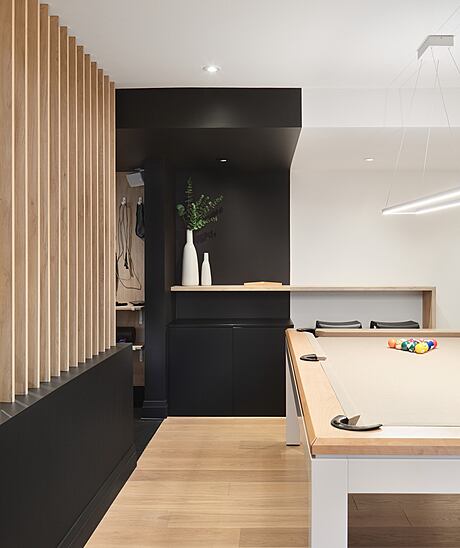 The House with a Big Heart: Montreal’s Modern Sanctuary - 11