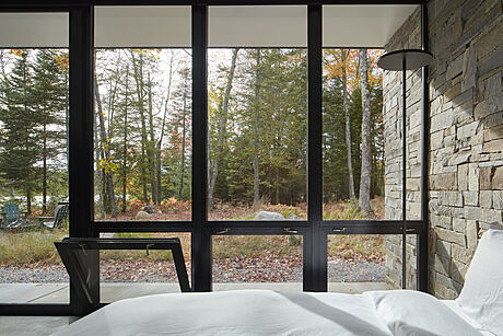Clearwater Lake Retreat: A Woodland Oasis in Wisconsin - 7
