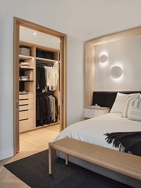 The House with a Big Heart: Montreal’s Modern Sanctuary - 15