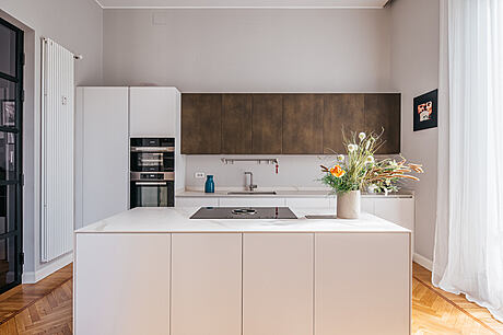 Via Susa Apartment: Turin’s Timeless Design - 4