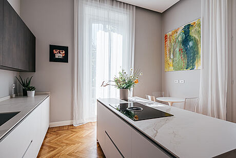 Via Susa Apartment: Turin’s Timeless Design - 5