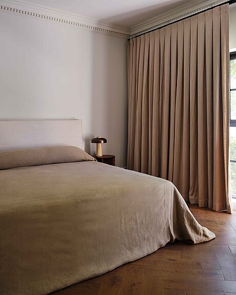Light House: Smac Studio’s Modern Twist on Tuscan Charm - 11