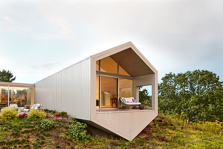 Salt Point Residence by Reddymade - 1