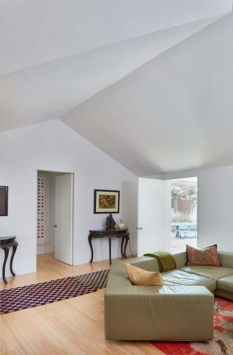 Salt Point Residence by Reddymade - 2