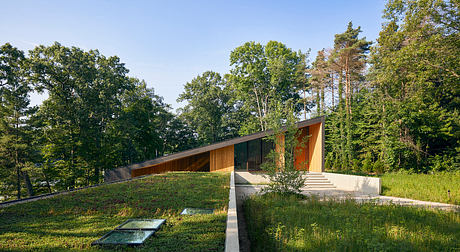 Silver Lake by dSPACE Studio - 2