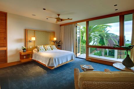 Casey Key Residence is a Serene and Thoughtfully Designed Coastal Retreat - 3