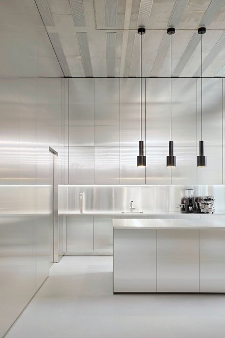 BestSecret Design Office Gives Bavarian Headquarters Luxurious Appeal - 6