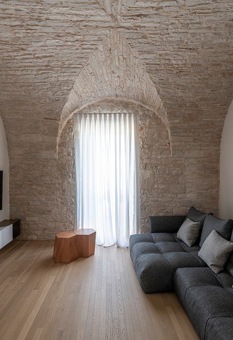 Light and Matter Combines Five Housing Units for Spacious Trani Residence - 4