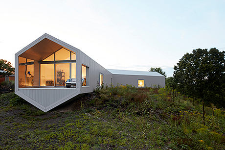 Salt Point Residence by Reddymade - 7