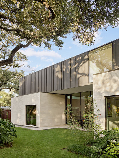 Westbrook Residence Fuses Nature With Contemporary Style - 7