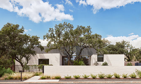 Westbrook Residence Fuses Nature With Contemporary Style - 8