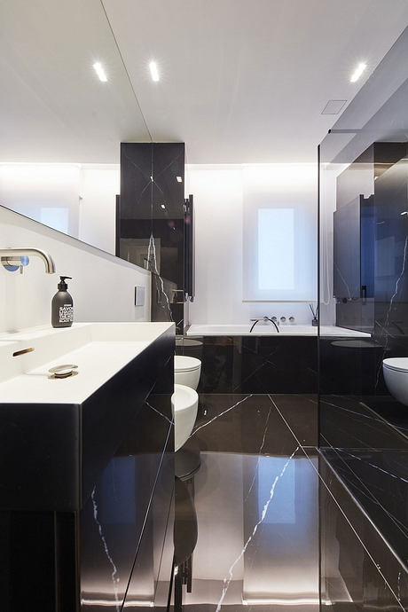 CFP House Captivates With Interiors Custom-Made by Italian Craftsmen - 10