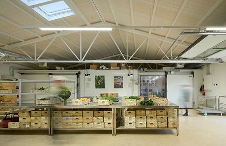 House of Harvest – Juntos Farm by Frayn Studio - 9